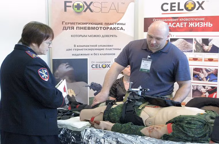 Ngoài các công ty của Nga triển lãm Spetsekipirovka còn có sự tham dự của các công ty đến từ Châu Âu và một số quốc gia khác, chủ yếu là các công ty trong ngành chăm sóc y tế.