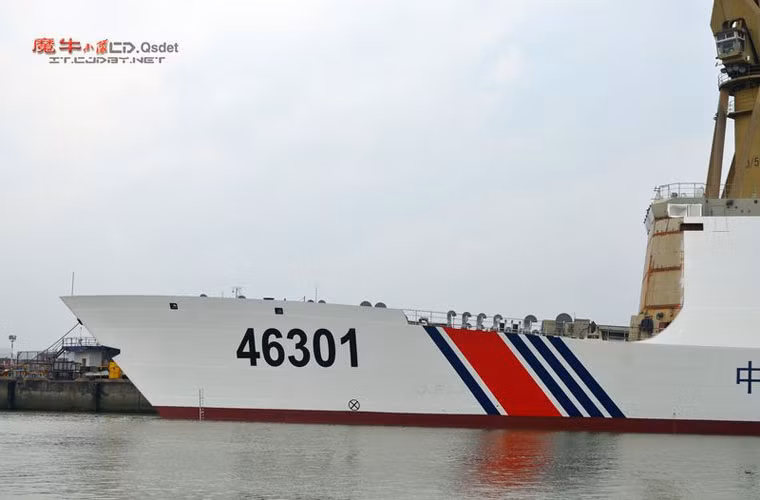 Theo chuyên gia quân sự, Trung Quốc đóng tàu hải cảnh dựa trên nền tảng tàu hộ vệ 054A, pháo chính của nó sẽ sử dụng pháo 76mm của tàu 054A, phần tên lửa phòng không và chống hạm dự kiến sẽ tháo gỡ, thay vào đó là tăng cường vũ khí sát thương mềm.