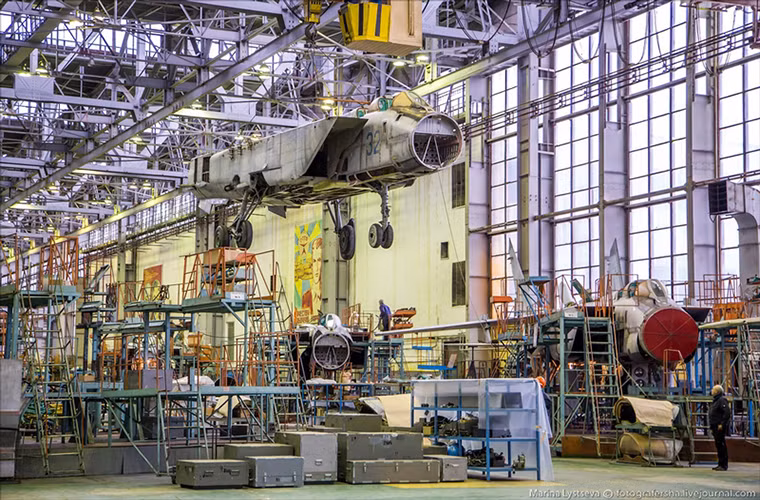 Ngày nay tuy không còn là nơi sản xuất các dòng máy bay chiến đấu thế hệ mới của Mikoyan, nhưng Sokol lại đảm nhận vai trò sửa chữa và hiện đại hóa tiêm kích đánh chặn MiG-31 và MiG-29 cho Không quân Nga.