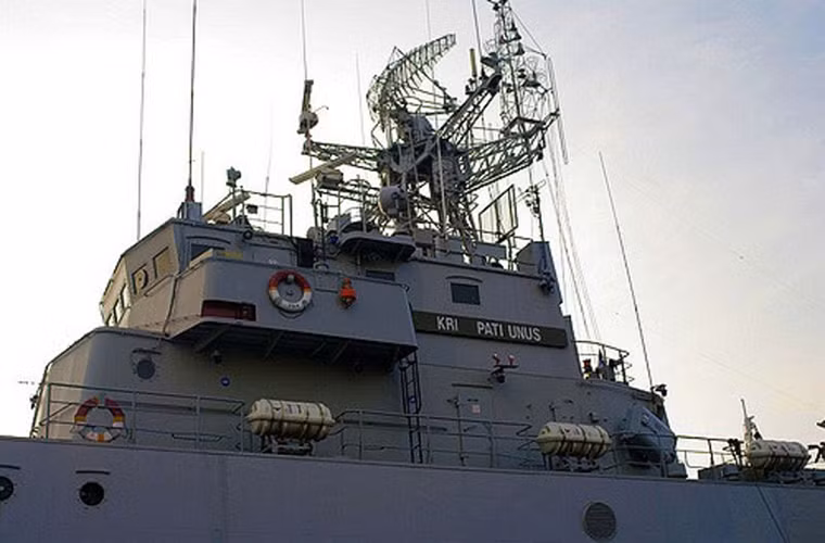 Nhưng với lập trường cứng rắn của Jakarta hiện tại thì dù Bắc Kinh có khó chịu đi nữa thì Hải quân Indonesia vẫn sẽ tiếp tục các hoạt động tuần tra trên biển của mình, khi mà các tàu cá Trung Quốc vượt qua lằn ranh đỏ do Indonesia vạch ra.