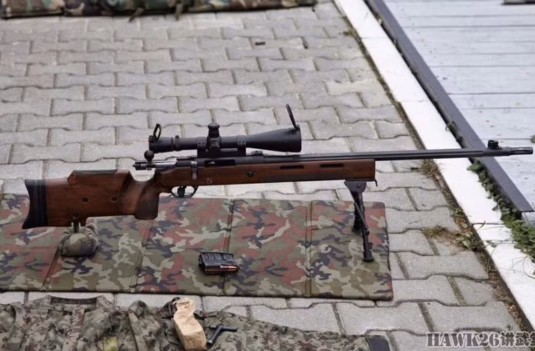 Súng bắn tỉa MTs-116M đã được cải tiến một chút so với bản gốc ở thân súng làm bằng gỗ và hệ thống thanh ray Picatinny, giúp nó có thể lắp nhiều loại kính ngắm và kính nhìn đêm.