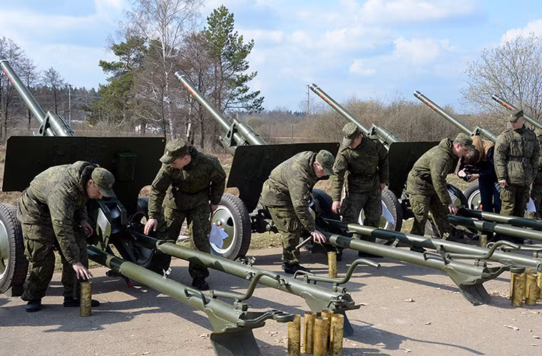 Mỗi động tác của pháo thủ đều phải tuyệt đối chính xác nhằm tránh các trường hợp đáng tiếc có thể xảy ra.