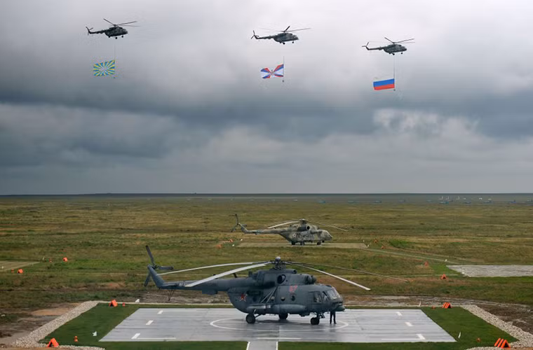 Bên cạnh phần thi trình diễn kỹ năng bay các đội bay tham gia vòng loại Aviadarts-2016 của Không quân Nga còn sẽ phải thực hiện một loạt phần thi bắn đạn thật với nhiều loại vũ khí khác nhau. Nguồn ảnh: Sputnik