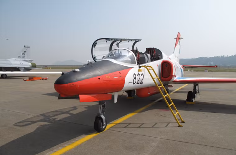 Trong ảnh là một chiếc JL-8 của Không quân Pakistan. Nguồn ảnh: Sina
