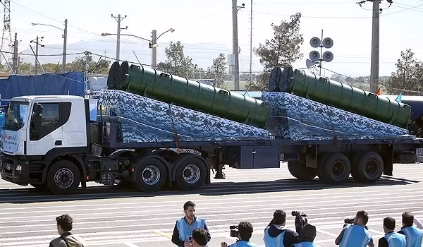 Ten lua phong khong S-300 cua Iran chua doa duoc My, Israel