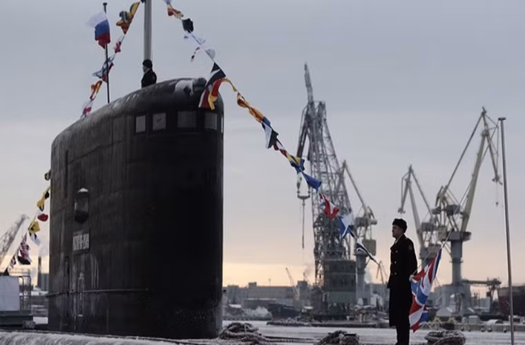 Lực lượng tàu ngầm tấn công chính của Hạm đội Biển Đen là biên đội tàu ngầm diesel-điện lớp Kilo được đưa vào trang bị từ năm 2014-2015 với số lượng 6 chiếc.