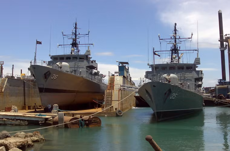 Hải quân Philippines trước đó cũng đã từng nâng cấp các tàu Jacinto vào năm 2005 với việc trang bị lại hệ thống vũ khí, tích hợp thêm các thiết bị hàng hải mới và đại tu toàn bộ thân tàu nhằm kéo dài thời gian hoạt động của chúng.