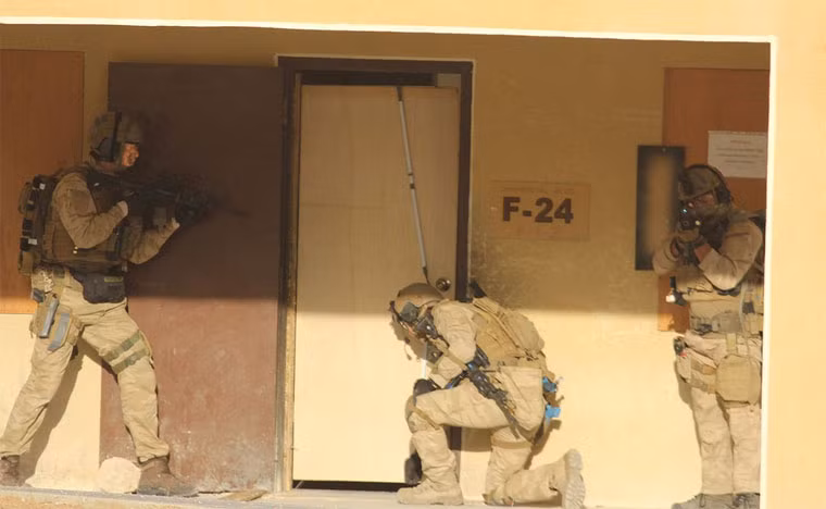 Kỹ năng thành thạo các hạng mục của ứng viên phải đạt ít nhất 80%. Những ứng viên có kết quả dưới 80% sẽ bị loại khỏi đơn vị. Trong quá trình huấn luyện, yếu tố "trung thực và trung thành" được đặt lên hàng đầu. Bất kỳ ứng viên bị phát hiện gian lận lập tức sẽ bị đuổi khỏi đơn vị và cấm ghi danh vĩnh viễn.