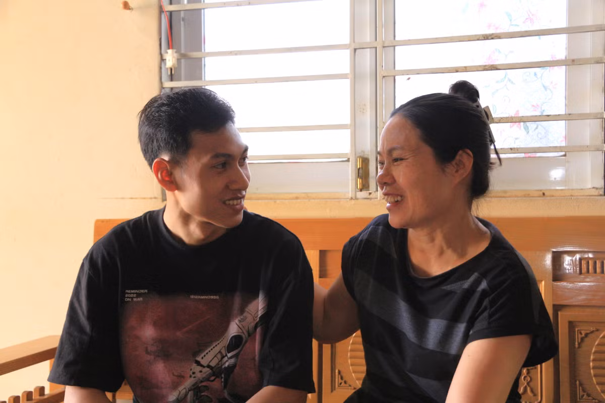 Chàng trai Ê Đê và mơ ước trở thành người lính bộ đội Cụ Hồ - Hình 3 Chang trai E De va mo uoc tro thanh nguoi linh bo doi Cu Ho-Hinh-3