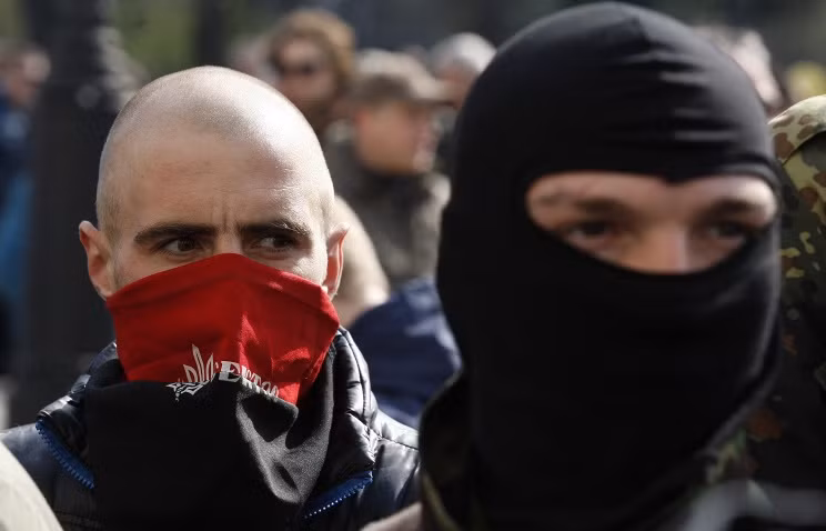 Nhom right sector bat tuan lenh bo quoc phong ukraine hinh anh