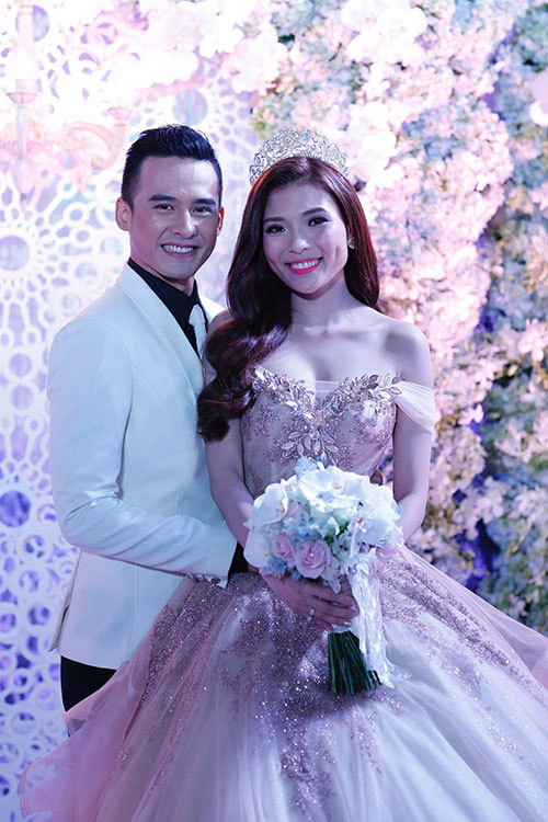 3 dam cuoi long lanh nhu truyen ngon tinh cua showbiz Viet-Hinh-6