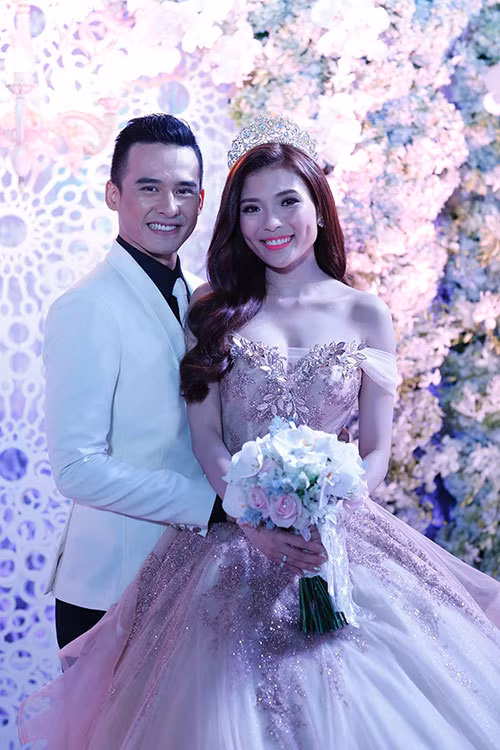 3 dam cuoi long lanh nhu truyen ngon tinh cua showbiz Viet-Hinh-6