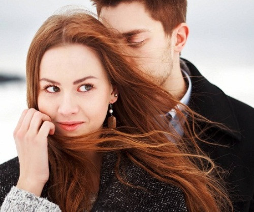 Sự thật 6. Khi quá trình phân tích cảm nhận mùi kết thúc, bộ não của bạn sẽ nhận được tín hiệu gây cảm xúc. Đó là lý do tại sao bạn cảm thấy thoải mái khi bạn ở gần một người đàn ông hoặc phụ nữ tiết ra hóa chất pheromone.