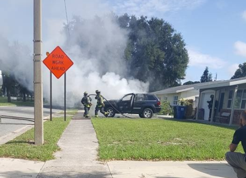 Ông cho biết, ông đã để chiếc Galaxy Note 7 trong xe và đang sạc pin cho nó. Trong lúc đó, ông đi di chuyển đồ đạc cho con gái. Bất ngờ chiếc điện thoại phát nổ và kéo theo đám cháy lớn cho chiếc xe. hân viên cứu hộ tích cực dập lửa