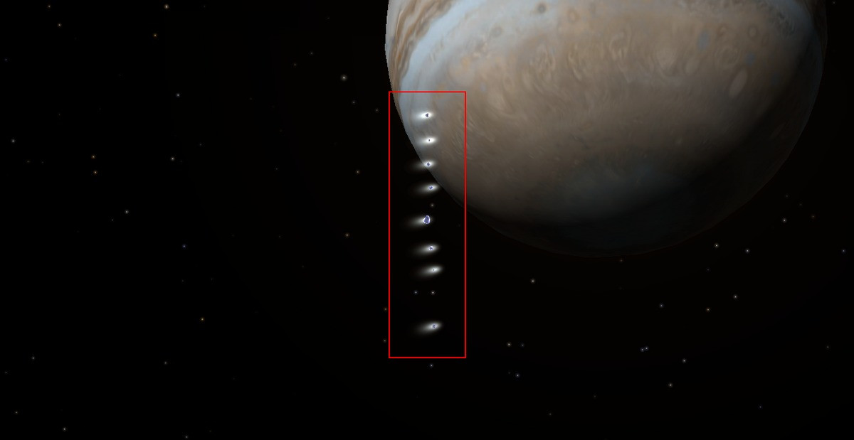 Những đốm sáng tí hon này chụp từ khoảng cách 240 triệu km, là vụ đâm sao chổi duy nhất từng quan sát được. Cú đâm mang tính hủy diệt lớn nhất giải phóng năng lượng tương đương 6 nghìn tỷ tấn thuốc nổ TNT, để lại một đám mây tối khổng lồ rộng 12.000 km. Bằng cách bắt giữ các vật thể trong quỹ đạo và thiêu rụi chúng khi va chạm, sao Mộc đã bảo vệ Trái Đất khỏi những thiên thể có khả năng đâm vào hành tinh xanh.