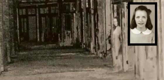 Câu chuyện kinh dị nhất nằm ở tầng năm của bệnh viện, nơi các bệnh nhân lao bị rối loạn tâm thần điều trị. Đặc biệt, phòng 502, nơi hai y tá đã tự sát - một người treo cổ, người kia nhảy lầu tự tử - được cho là đã ám vào căn phòng này. Một số du khách tuyên bố đã nhìn thấy những hình thù bí ẩn di chuyển trong cửa sổ hoặc đã nghe thấy giọng nói bảo họ "ra ngoài".