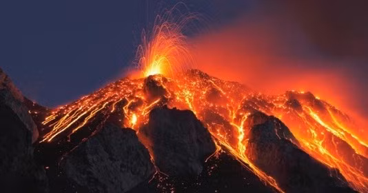 Mới đây, một nhóm các nhà nghiên cứu đã chỉ ra bằng chứng cho thấy sự tuyệt chủng hàng loạt này không phải là sự kiện đơn lẻ mà là hai sự kiện cách nhau gần 3 triệu năm. Cả hai đều do cùng một thủ phạm gây ra: Đó chính là những vụ phun trào núi lửa.