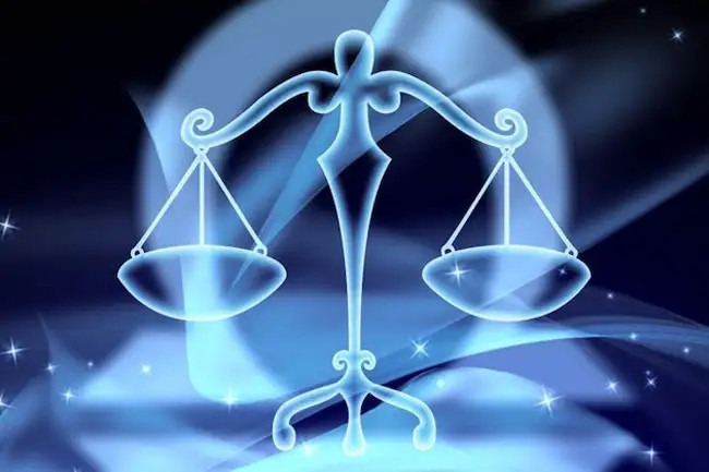 Chỉ cần nỗ lực không ngừng, sự nghiệp của Thiên Bình sẽ phát triển tốt đẹp, tài năng của họ ngày càng được công nhận, sớm muộn cũng sẽ trở nên giàu có.