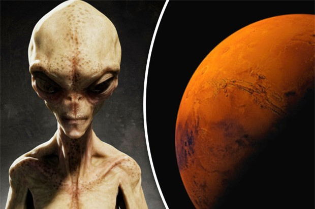 Trong một số trường hợp đặc biệt, dòng nước chảy qua mỏ uranium có thể gây ra phản ứng phân hạch, tương tự quá trình được xảy ra trong bom nguyên tử. Đáng chú ý, điều này đã xảy ra vào thời điểm 1,7 tỷ năm trước.