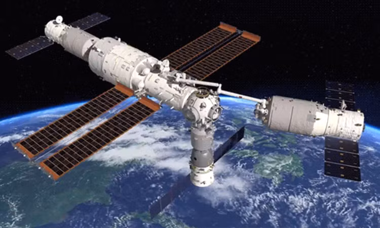 Cho đến nay, cánh tay robot vẫn được các phi hành gia điều khiển bằng cần điều khiển và bàn phím, rất khó thực hiện trong môi trường không trọng lượng. Trong khi đó, các công nghệ điều khiển bằng não hiện nay thường chỉ điều khiển cánh tay robot với độ chính xác 40% - 80%, thấp hơn tiêu chuẩn cần thiết trong không gian.