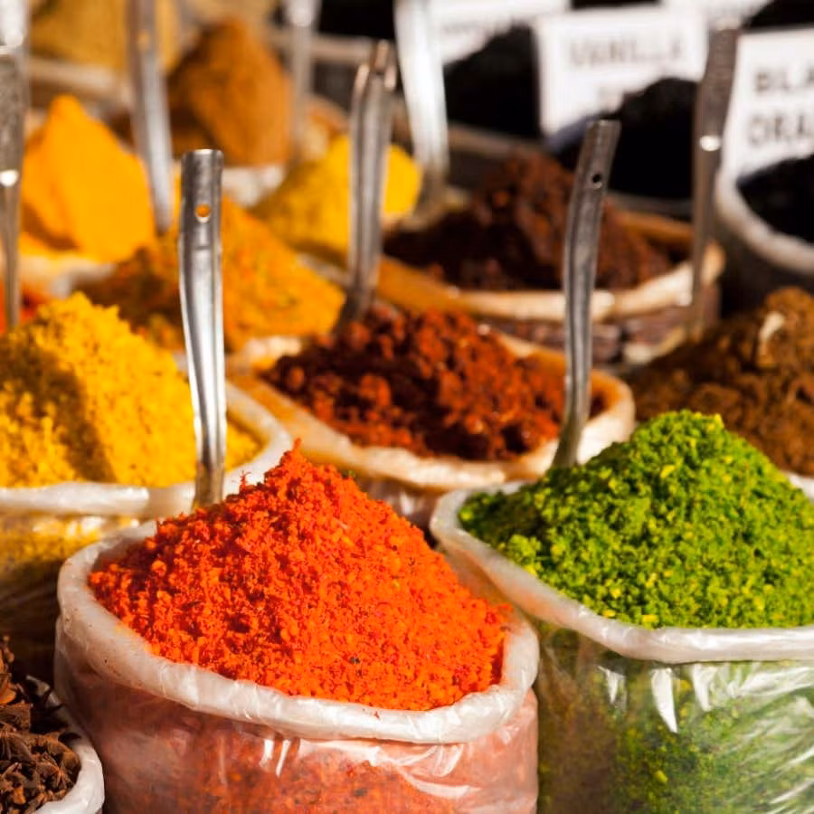 "Thương mại gia vị toàn cầu đã liên kết các nền văn hóa và nền kinh tế ở Châu Á, Châu Phi và Châu Âu kể từ thời cổ đại. Qua nghiên cứu, chúng tôi biết thành phố cảng Óc Eo (An Giang) đóng một vai trò quan trọng trong thương mại thời bấy giờ, như một ngã tư văn hóa và thương mại", Wang chia sẻ.