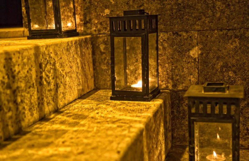 Còn rất nhiều những phát hiện khác về những ngọn đèn cháy sáng cả trăm, nghìn năm trong các môi mộ cổ. Liệu điều này có thật sự khả thi?