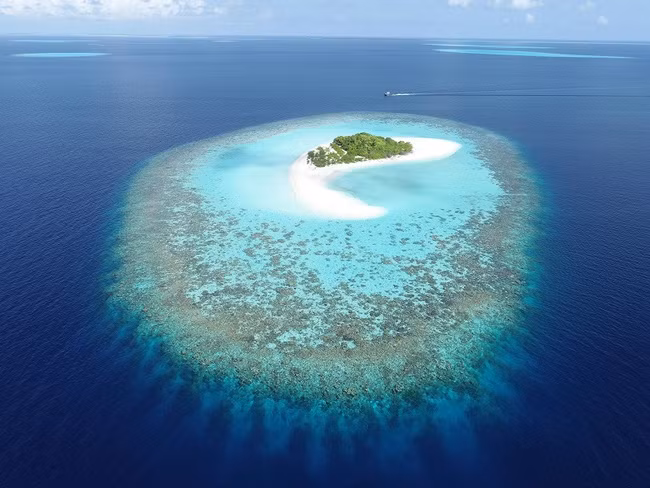 Nhiều thành phố lớn đang có nguy cơ bị ngập lụt rất nghiêm trọng, trong đó không thể không kể đến Jakarta, thủ đô của Indonesia.