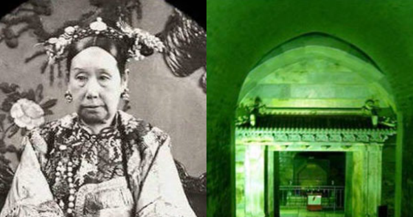 Đương nhiên yêu cầu của bà đối với lăng mộ của mình sau khi chết cũng rất khắt khe.