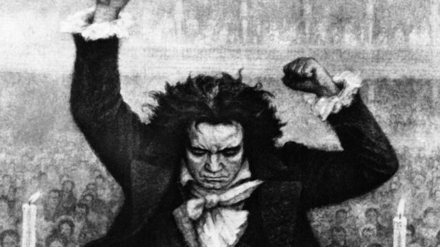 Phân tích di truyền tiến hành trên 5 lọn tóc của Beethoven trong 7 năm cuối đời cũng hé lộ ông có nguy cơ bệnh gan cao. Nguy cơ di truyền này cùng với virus viêm gan B có thể góp phần dẫn tới cái chết của Beethoven. Phát hiện trái ngược với suy đoán phổ biến cho rằng nhà soạn nhạc chết do nhiễm độc chì.
