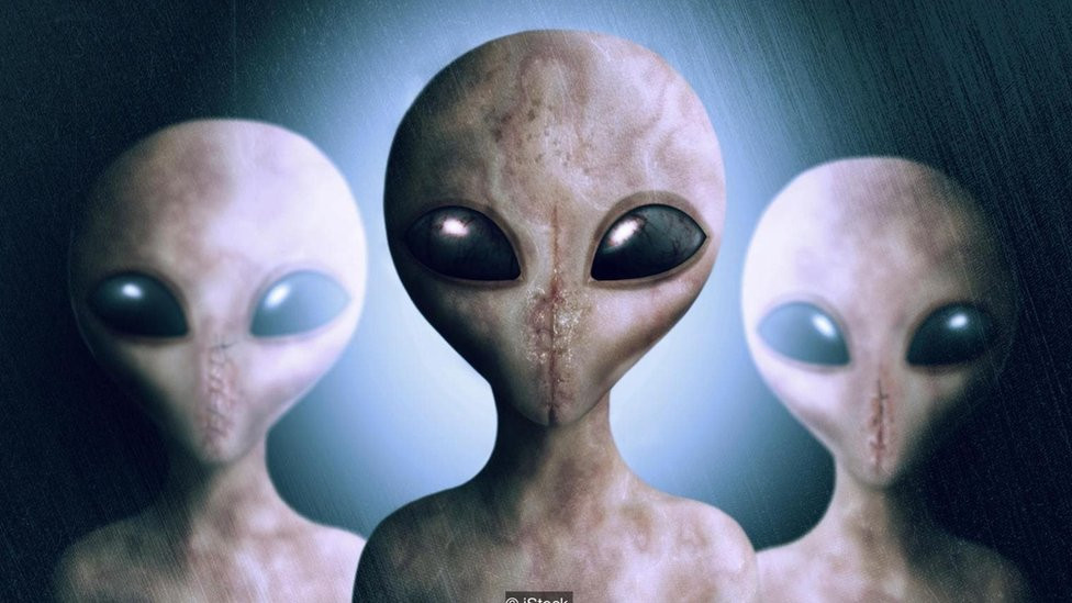 Theo tính toán, các vật thể rơi vào khu vực này có thể mang năng lượng âm, điều mà không nơi nào khác trong vũ trụ có được. Bởi vì việc thêm một hạt có năng lượng âm vào lỗ đen tương đương với việc chiết xuất năng lượng từ nó, nên người ngoài hành tinh có thể khai thác năng lượng của lỗ đen một cách hiệu quả bằng cách thu giữ phần hạt đã thoát ra khỏi lực hấp dẫn cường độ cao của lỗ đen.