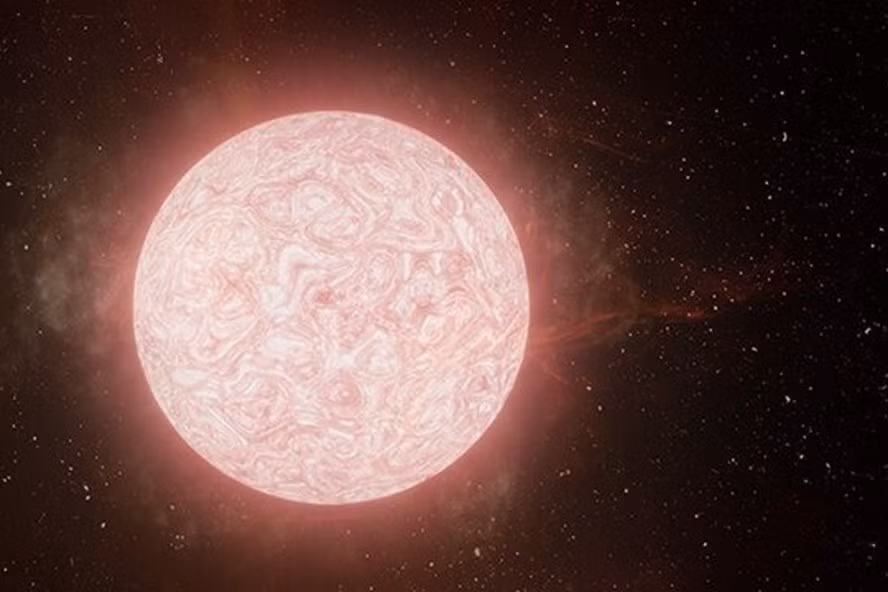 Ngôi sao trọng tâm của nghiên cứu lần này nằm ở thiên hà NGC 5731 cách Trái Đất khoảng 120 triệu năm ánh sáng, có khối lượng gấp 10 lần mặt trời trước khi nó phát nổ.