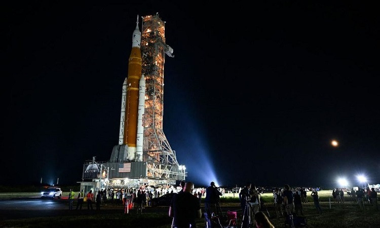 Tất cả mục tiêu đối với chuyến bay Artemis sẽ kiểm nghiệm những yếu tố cần thiết để tàu Orion chở người vào không gian sâu, bao gồm bay an toàn, hiệu suất của tên lửa SLS, thử nghiệm tấm chắn nhiệt và thu hồi tàu vũ trụ đáp xuống Thái Bình Dương ngoài khơi San Diego.