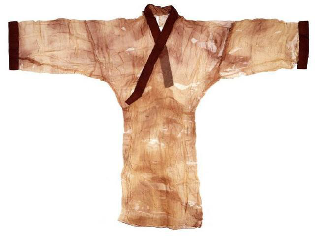 Tuy nhiên có một loại di vật mộ cổ không thể di chuyển, thậm chí chỉ cần chạm vào chúng sẽ ngay lập tức biến mất không một chút dấu vết. Vậy đó là gì?