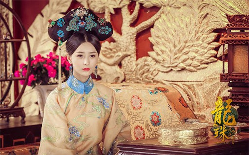 Tuy nhiên bà mất rất sớm trong lúc sinh con. Khang Hi vô cùng thương xót, ngày đêm hoài niệm. Vì vậy, việc bà hợp táng cùng hoàng đế Khang Hi là điều không cần phải bàn cãi.