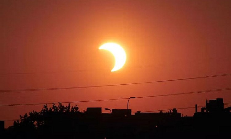 Lần còn lại sẽ rơi vào ngày 25/10.