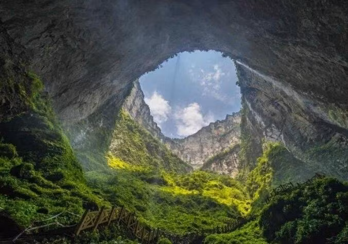 Phát hiện mới này đã thu hút sự chú ý của giới khoa học và truyền thông thế giới. Hố sụt Thiên Đường được coi là một trong những kỳ quan thiên nhiên mới của thế giới, và nó có thể mang lại những khám phá mới về hệ sinh thái rừng nguyên sinh.