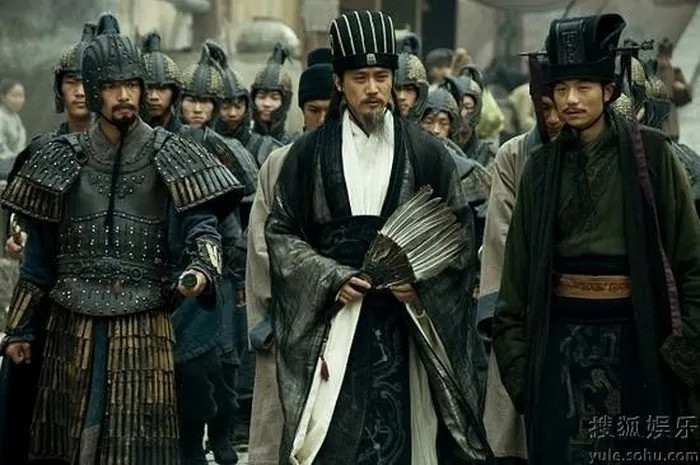 Tuy nổi tiếng với sự thông minh, uyên bác và tài hùng biện kiệt xuất nhưng cuộc đời của ông cũng có những sai lầm vô cùng đáng tiếc, thậm chí thay đổi cả vận mệnh Trung Hoa.