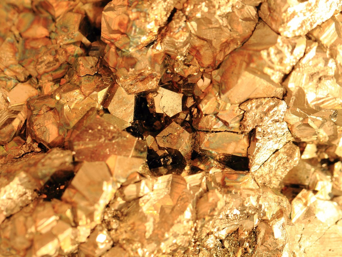 Nó được cho là có thể hút 934 miligam vàng chất lượng tốt chỉ trong hai phút. Tuy nhiên, một lần nữa, việc mở rộng quy mô này đến điểm mà nó thực sự mang lại lợi nhuận là cực kỳ khó khăn. Hiện tại, công nghệ này chỉ đang được phát triển như một cách để phục hồi lượng vàng bị mất trong quá trình sản xuất.