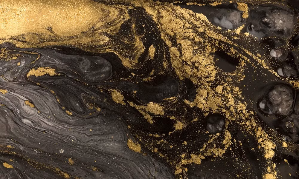 Một điều khác cần xem xét là tác động tiềm ẩn đối với đa dạng sinh học và hệ sinh thái. Không rõ việc khai thác vàng từ biển quy mô lớn sẽ như thế nào, nhưng có thể nói rằng đó không phải là tin tốt cho môi trường biển. Việc khai thác kim loại hiếm dưới đáy biển sâu đã trở thành hiện thực và nó có khả năng gây tổn hại nghiêm trọng.