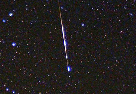 Mưa sao băng Draconids thường diễn ra vào đầu tháng 10 hàng năm (khoảng từ ngày 6/10 đến 10/10). Đây là trận mưa sao băng nhỏ, tần suất vào khoảng 10-15 sao băng trên giờ và kéo dài cả đêm.