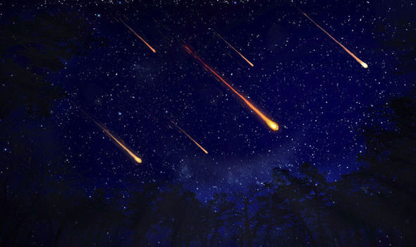 Còn mưa sao băng Orionids sẽ bắt đầu xuất hiện từ ngày 2/10 đến ngày 7/11, đạt cực đại vào đêm 21/10, rạng sáng ngày 22/10. Thời điểm cực đại, bạn có thể nhìn thấy khoảng 25 vệt mỗi giờ. Năm nay thời điểm mưa sao băng không trùng với ngày trăng tròn, do đó việc quan sát sẽ không bị cản trở.