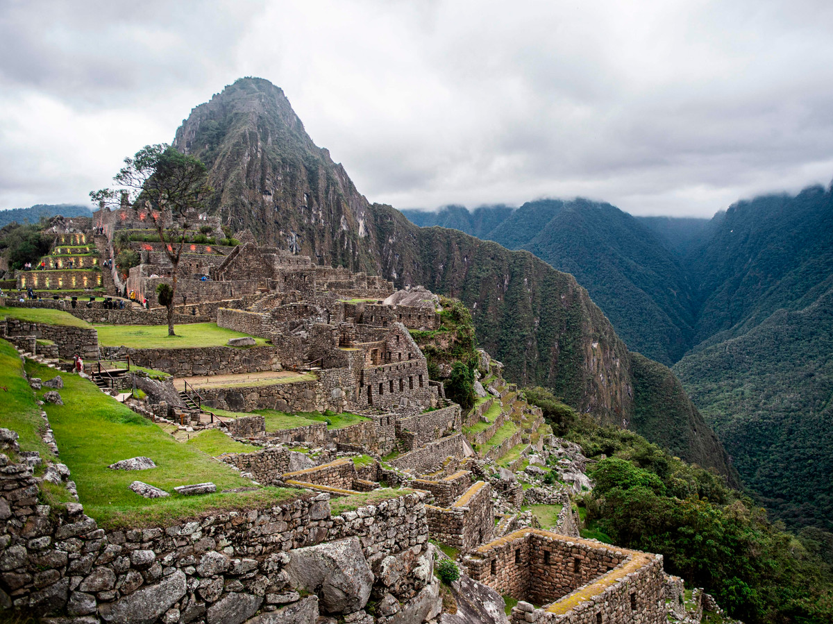 Bị thế giới bên ngoài lãng quên từ nhiều thế kỷ, dù người dân vẫn biết tới nó và được tái khám phá trở lại bởi nhà khảo cổ học Hiram Bingham vào năm 1911.