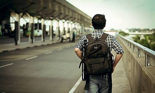 Ước tính, hơn 1 tỷ người sẽ sử dụng các phương tiện như máy bay, tàu hỏa, xe ôtô để di chuyển trong những ngày tết Nguyên đán. Vì lẽ đó, đây được coi là dịp di cư lớn nhất trong năm của loài người.