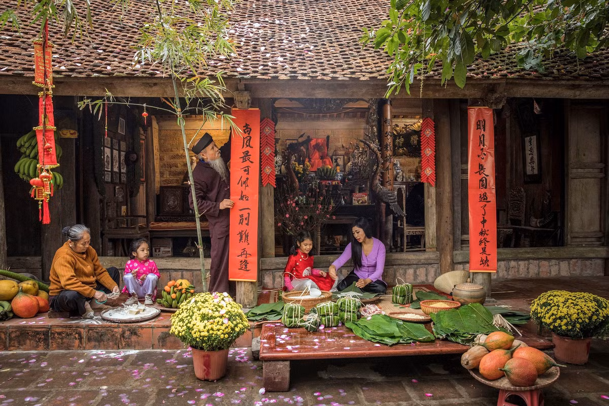 1. Trước hết cần hiểu đôi nét về Tết của chúng ta. Bạn có biết cái tên Nguyên Đán từ đâu mà có không?