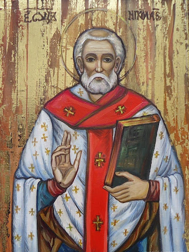 Sau khi Thánh Nicholas mất vào ngày 06/12, người dân đã vinh danh ông bằng cách tổ chức ngày lễ vào ngày này. Ngày 06/12 hàng năm được coi là ngày may mắn để mua sắm lớn, tặng quà hoặc kết hôn.