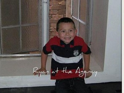 Mẹ của Ryan, bà Cyndi đã liên lạc với BS. Tucker để tìm cách xoa dịu nỗi đau cho cậu. Bà không phải là một người tin vào luân hồi; vì bản thân bà được nuôi dạy theo đạo Tin lành Baptist còn chồng bà là con trai của một mục sư thuộc Hội thánh của Đấng Christ.