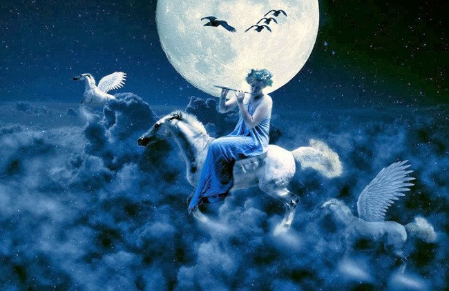 Nhân Mã tốt bụng, quý trọng bạn bè xung quanh, luôn biết ơn những người đã giúp đỡ mình và sẵn sàng giúp đỡ người khác mà không đòi hỏi nên nhân duyên rất tốt, khi gặp khó khăn sẽ luôn có quý nhân giúp đỡ.