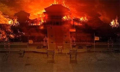 “Ngọn lửa vô cùng lớn, đốt cháy Cảnh Lăng, không những cháy Long Ân điện mà đến bài vị của Khang Hy cũng chỉ còn tro bụi”. Bản tấu khiến Từ Hy Thái hậu thất kinh vì bài vị dùng để ghi lại miếu hiệu và thụy hiệu của Khang Hy, vào kỳ tế lễ hàng năm, các thành viên hoàng thất đều bái lạy bài vị này.