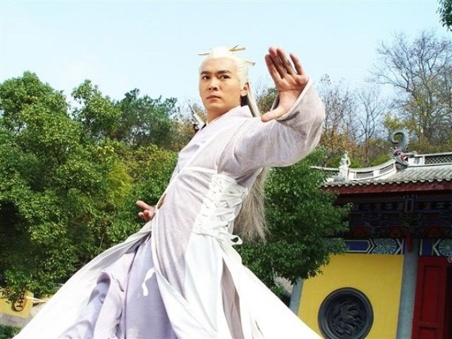 Người bị trúng Huyền Minh Thần Chưởng lực sẽ thấy toàn thân lạnh buốt như băng, đau đớn vì lục phủ ngũ tạng bị hủy hoại mà chết. Cách duy nhất để hóa giải Huyền Minh Thần Chưởng là dùng dương khí. 