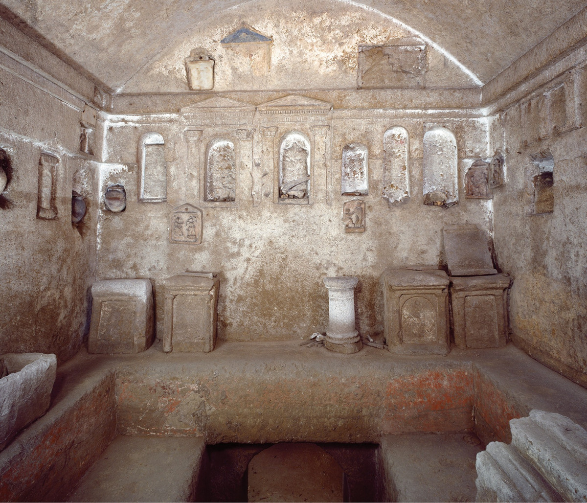 Tuy nhiên, các nhà khoa học vẫn chưa thể tiếp cận được căn phòng mới được phát hiện, chỉ mới nghiên cứu thông qua tia vũ trụ.